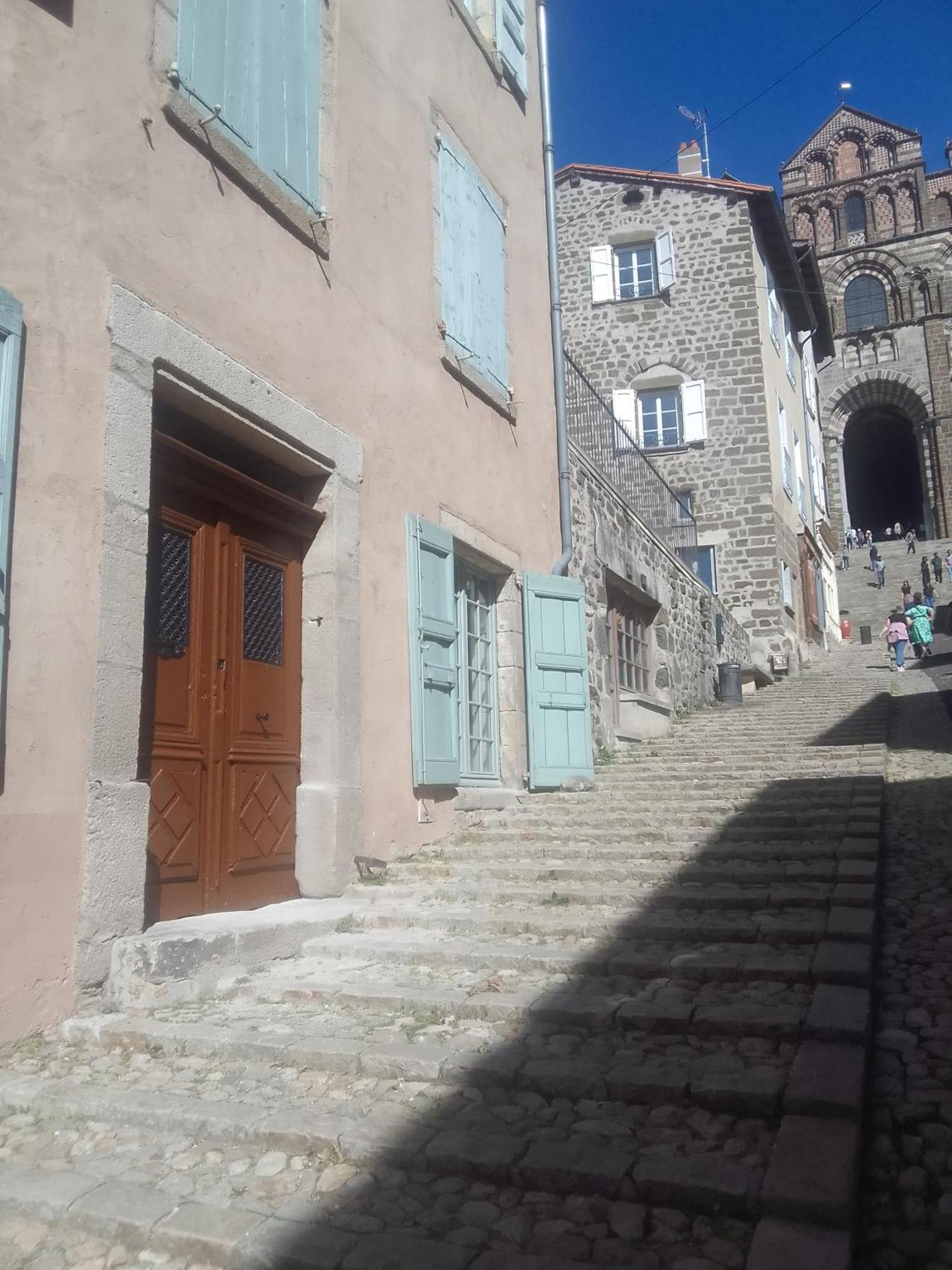 Le Relax Max Apartment Le Puy-en-Velay Exterior photo